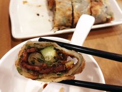 葱饼卷牛肉-台北楚楚园馅饼粥(虹桥南丰城店)