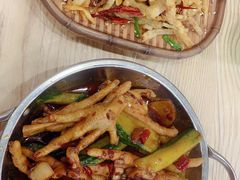 -江城燕子大排档(江汉路步行街店)