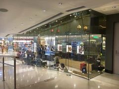 -VENCHI 闻绮(北京国贸商城店)