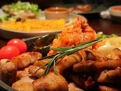 菠萝烤黑猪肉-Fuzzy Bistro 浮几韩餐·茶酒馆