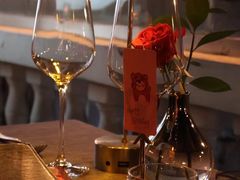 -弦月窗LUNETTE BY AMANDA(复兴路店)