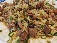 -旺角小渔村·海肠捞饭开创者(环山路店)