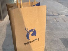 -瑞幸咖啡(大连罗斯福广场一层店)