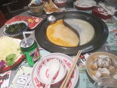 -生活如沸·顺德水牛奶火锅(大学路店)