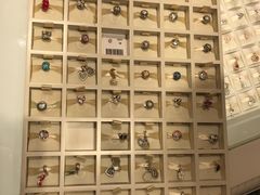 -Pandora潘多拉珠宝(宝山万达广场店)