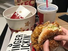 -肯德基(汤逊湖店)