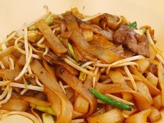 干炒牛河粉-赵财财·肠粉·煲仔饭(华润万象城店)