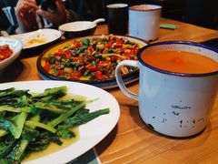 -临界音乐酒馆·小龙虾·江湖菜(华熙LIVE·鱼洞店)