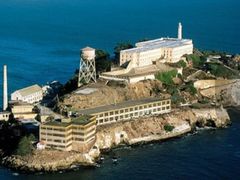 -阿尔卡特拉斯岛