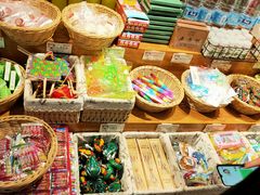 -泡泡玛特POPMART(上海环球港店)