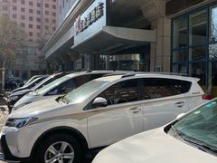-宜必思酒店(大连中山广场店)