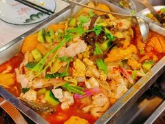 -后街佬·炭火鲜鱼杂(南城店)