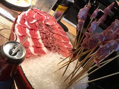 -虾弄弄海派小龙虾·牛羊蝎子火锅