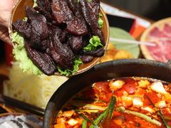 -黔有有贵州酸汤夺夺粉火锅(五味十字店)