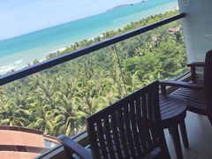 -三亚湾海居铂尔曼度假酒店