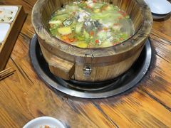 -秋语木桶鱼.酸菜鱼(开发区火车站店)