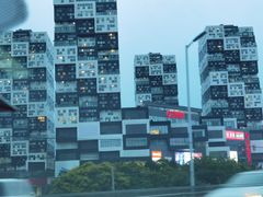 -资和信百货商场