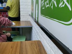 用餐区-碗主炭烧米线(交大二村店)