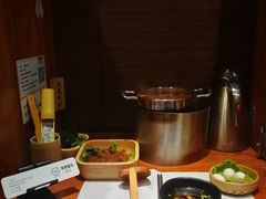 -独食火锅·半米屋台(直营总店)
