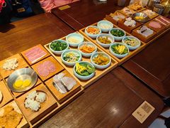 -银米·云南传统过桥米线(双廊黑金冠店)