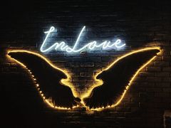 -INLOVE Live House