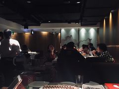 大堂-海底捞火锅鲜切牛肉主题店(长寿路店)