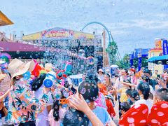 -七彩云南欢乐世界