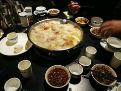 -罗记又添缘竹荪山药鸡·野生菌火锅(西园南路店)