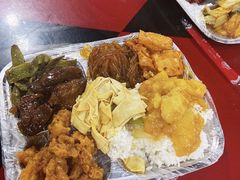 -食里香自助快餐(香槟小镇店)