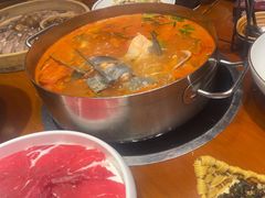 -亮欢寨酸汤鱼(沙冲路店)