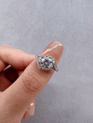 -Zbird钻石小鸟·钻戒婚戒定制高端珠宝私人定制中心