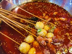 红汤串串-嗜辣吃客