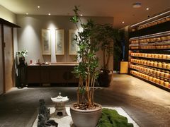 -荷风细雨·中国茶宴(世纪大道店)