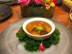 云雾松茸菌菇菜胆炖盅-丽晶美庐·玉兰餐厅