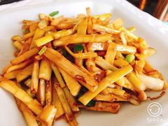 -天乐农家鱼头王(天目湖店)
