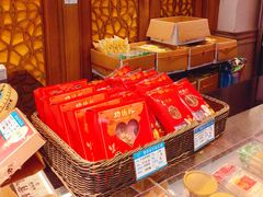 -功德林(南京西路店)