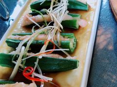 秋葵酿虾滑-野蔓果·山野菜(西湖景区·龙井茶田店)