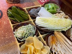 -赵美丽·重庆社区火锅·直营店(火车东站·中豪国际店)