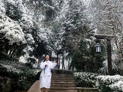 -天目湖涵田半山温泉水乐园