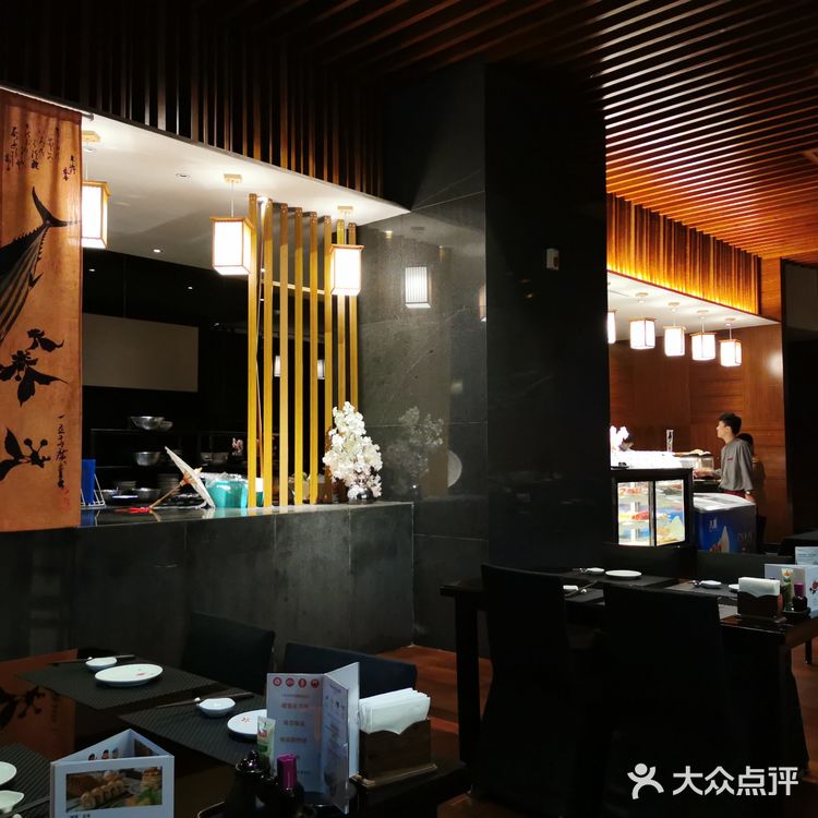 适合安静吃饭的地方