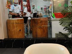 -三头牛·潮汕牛肉生蚝火锅 (夏湾店)