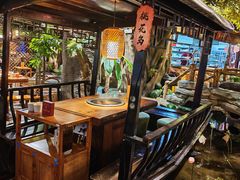 -城墙拐拐火锅(三峡广场黑金冠店)