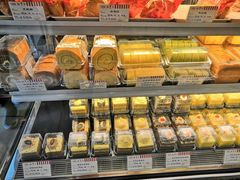 -红宝石·鲜奶小方·海派西点房(南丹店)
