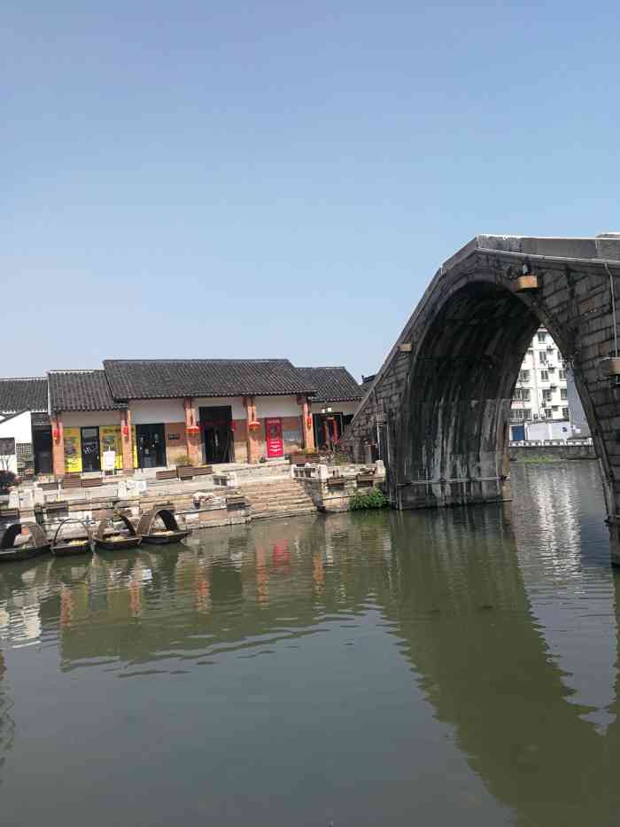 平望古镇-"又接着保养汽车的借口来游览秋日的平望古镇.