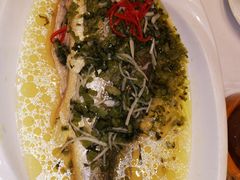 雪菜蒸大黄鱼-上海老饭店(北京分店)