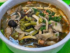-丽丽三鲜螺蛳粉(田林路店)