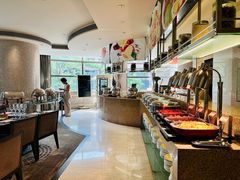 -宝利来国际大酒店-凤凰阁旋转餐厅