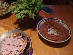 -洱火云南酸菜牛肉火锅(石景山当代商城店)