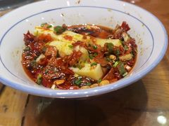 -亮欢寨酸汤鱼(沙冲路店)