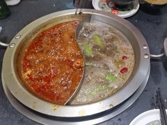 -沸炉重庆老火锅(军事博物馆店)